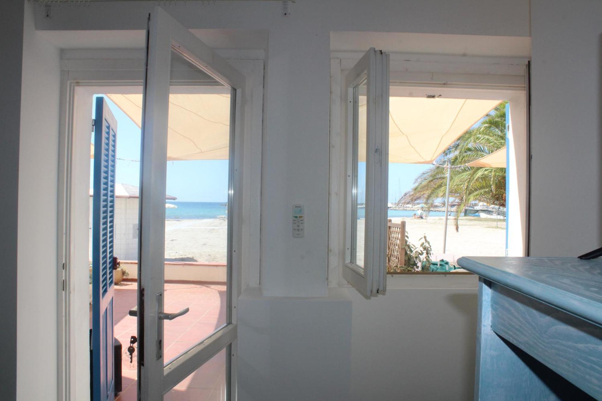 Vel Mari - Rooms On The Beach Alghero Exterior photo
